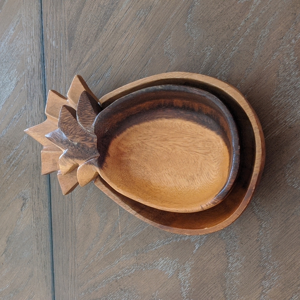 Wooden Pineapple Bowls